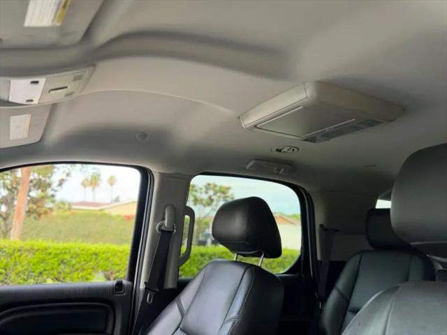 2012 Cadillac Escalade Luxury