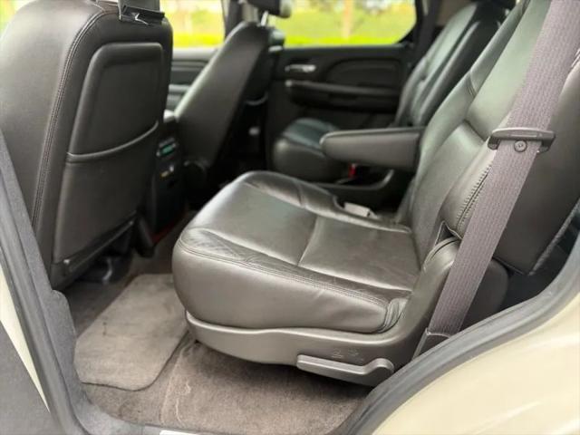 2012 Cadillac Escalade Luxury