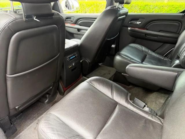 2012 Cadillac Escalade Luxury