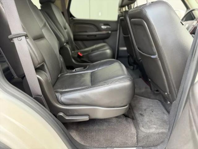 2012 Cadillac Escalade Luxury