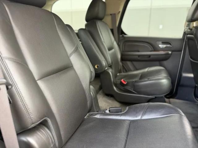 2012 Cadillac Escalade Luxury