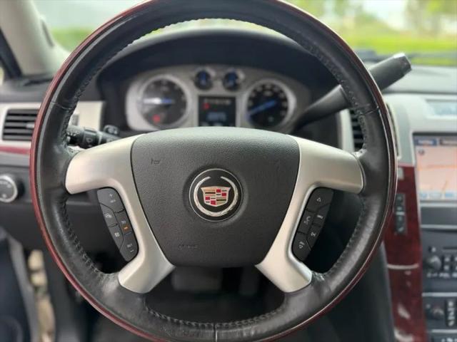 2012 Cadillac Escalade Luxury