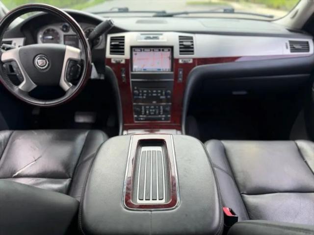 2012 Cadillac Escalade Luxury