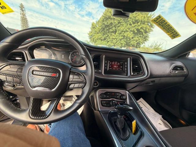 2017 Dodge Challenger SXT for sale in Dinuba, CA
