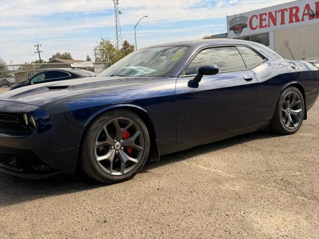 2017 Dodge Challenger SXT