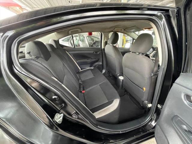 2021 Nissan Versa SV Xtronic CVT