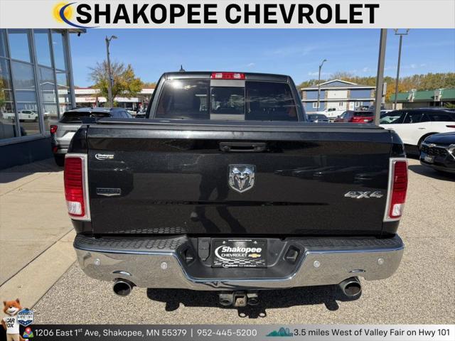 2017 Ram 1500 Laramie Crew Cab 4x4 57 Box