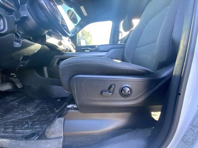 2022 Ram 1500 Big Horn Crew Cab 4x4 57 Box