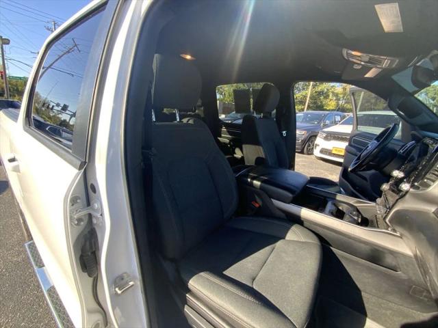 2022 Ram 1500 Big Horn Crew Cab 4x4 57 Box