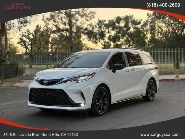 2022 Toyota Sienna XSE for sale in North Hills, CA