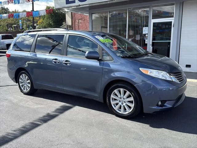 2017 Toyota Sienna Limited Premium 7 Passenger for sale in Bridgeport, OH