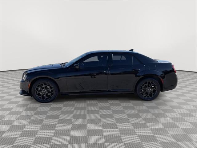 2022 Chrysler 300 Touring L AWD
