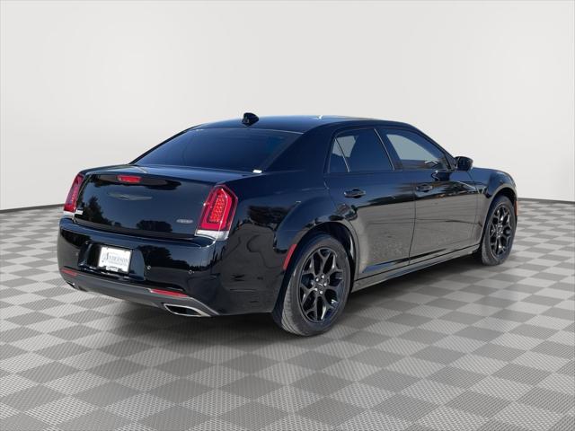 2022 Chrysler 300 Touring L AWD
