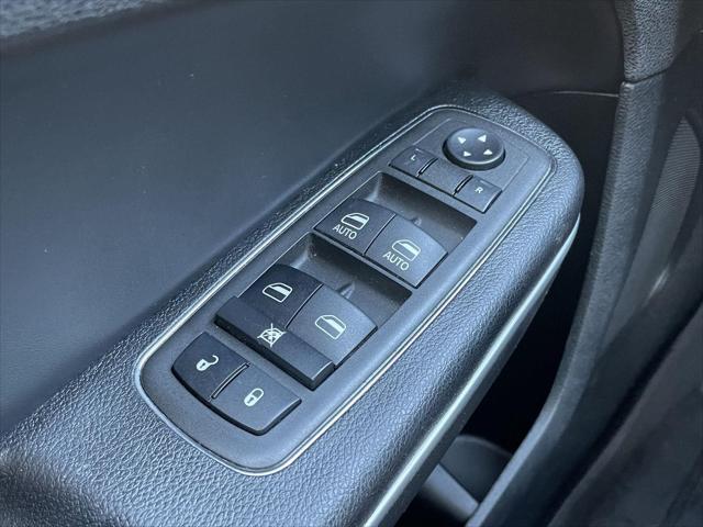 2022 Chrysler 300 Touring L AWD