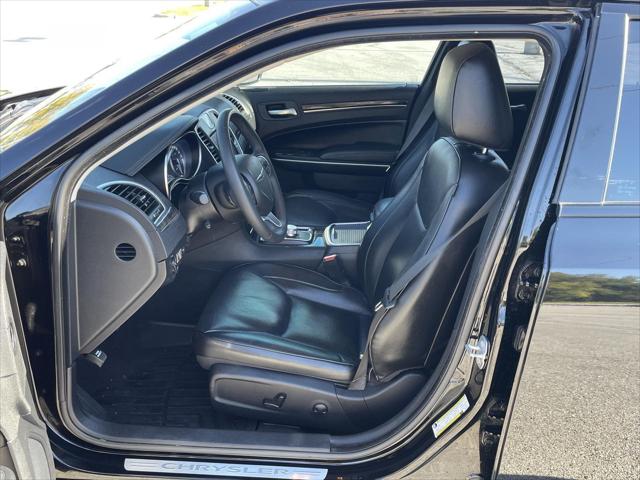 2022 Chrysler 300 Touring L AWD