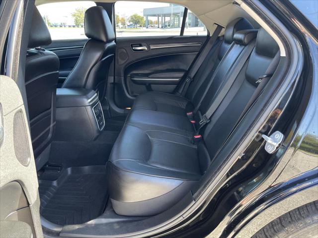 2022 Chrysler 300 Touring L AWD
