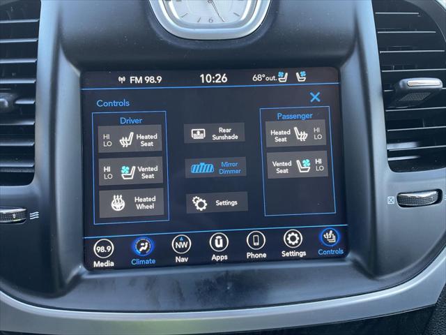 2022 Chrysler 300 Touring L AWD