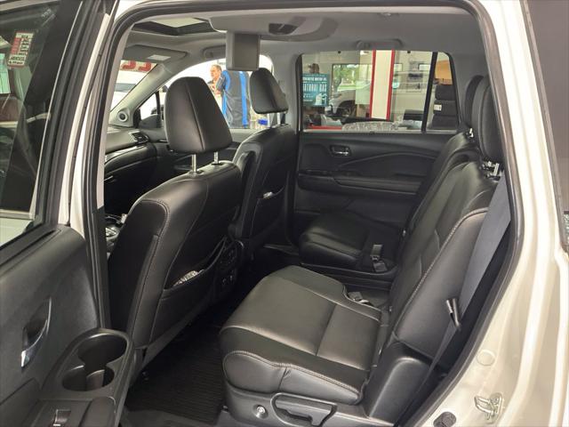 2022 Honda Pilot AWD Touring 7 Passenger