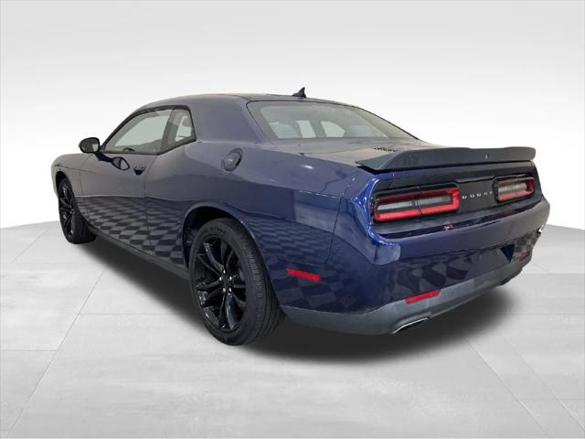 2016 Dodge Challenger SXT
