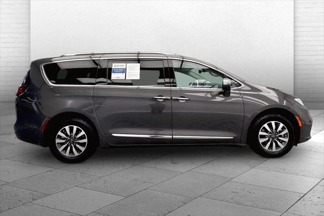 2021 Chrysler Pacifica Hybrid Limited