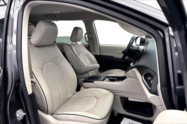 2021 Chrysler Pacifica Hybrid Limited