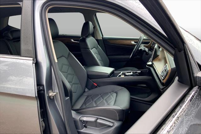 Used 2025 Volkswagen Atlas 2.0T SE w/Technology For Sale in Lubbock, TX