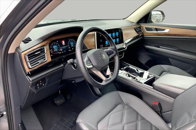 Used 2025 Volkswagen Atlas 2.0T SE w/Technology For Sale in Lubbock, TX