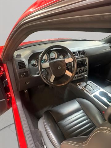 2010 Dodge Challenger SE