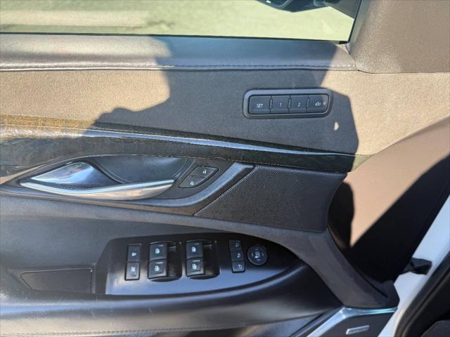 2019 Cadillac Escalade Platinum