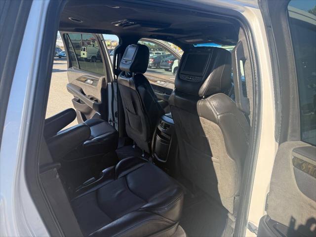 2019 Cadillac Escalade Platinum