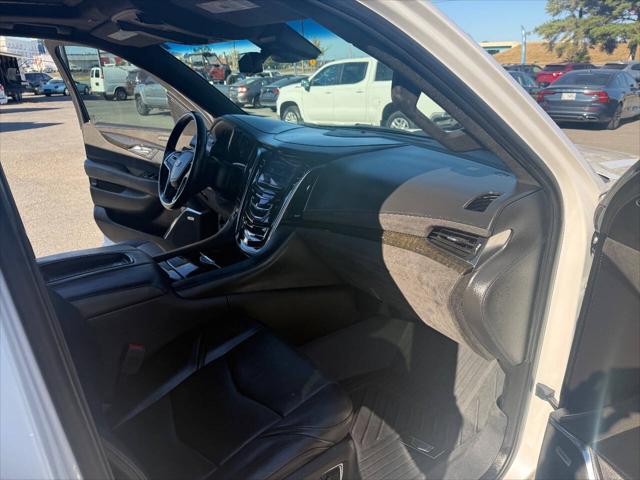 2019 Cadillac Escalade Platinum