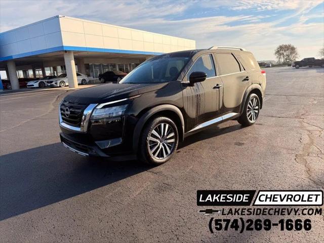 2022 Nissan Pathfinder Platinum 4WD for sale in Warsaw, IN