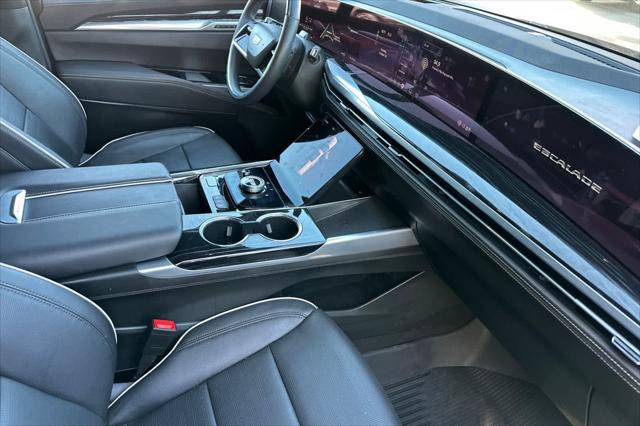 2025 Cadillac Escalade Sport
