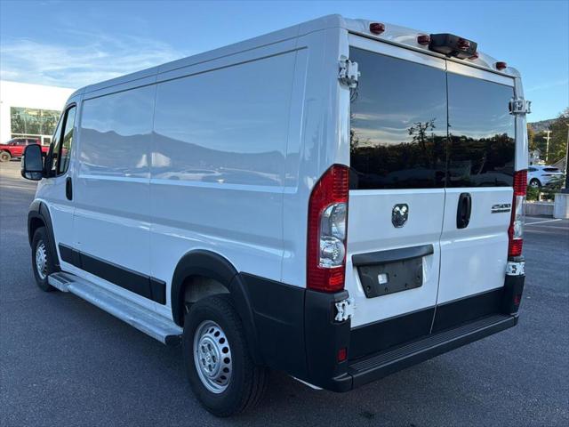 2025 RAM ProMaster 2500 Cargo Van Tradesman Low Roof 136 WB w/Pass Seat 2025 RAM ProMaster 2500 Cargo Van Tradesman Low Roof 136 WB w/Pass Seat