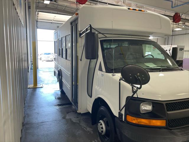 2008 Chevrolet Express Cutaway Work Van 2008 Chevrolet Express Cutaway Work Van