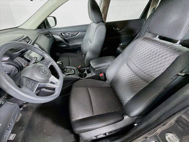 2018 Nissan Rogue SV 2018 Nissan Rogue SV