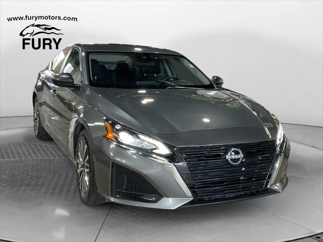 2025 Nissan Altima SV FWD for sale in South St. Paul, MN