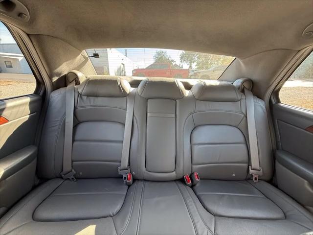 2004 Cadillac DeVille Standard