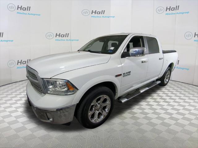 2017 RAM 1500 Laramie Crew Cab 4x4 57 Box 2017 RAM 1500 Laramie Crew Cab 4x4 57 Box