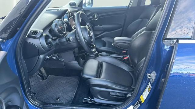2016 MINI Hardtop Cooper