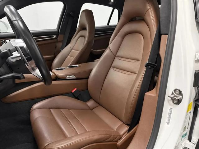 2018 Porsche Panamera Turbo