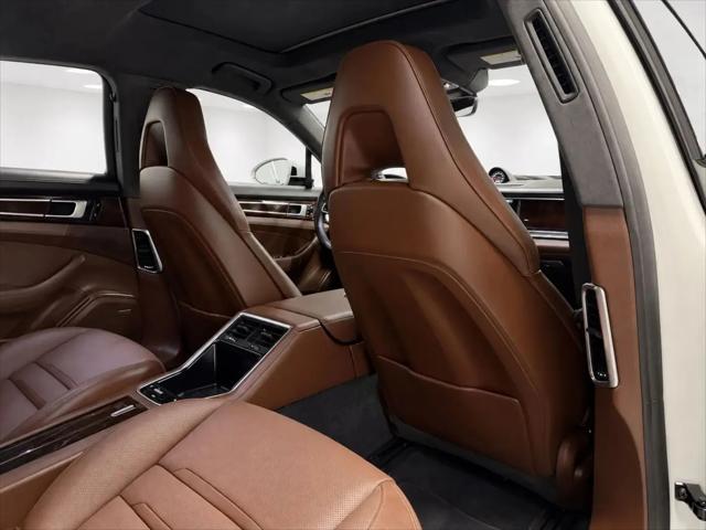 2018 Porsche Panamera Turbo