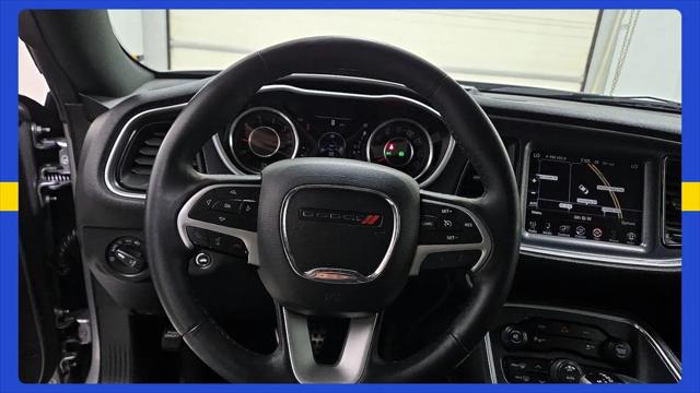 2015 Dodge Challenger SXT Plus