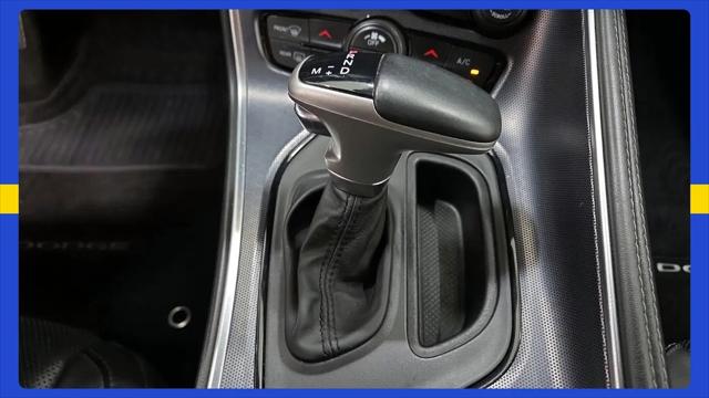 2015 Dodge Challenger SXT Plus