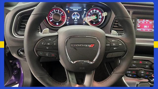 2016 Dodge Challenger R/T Shaker
