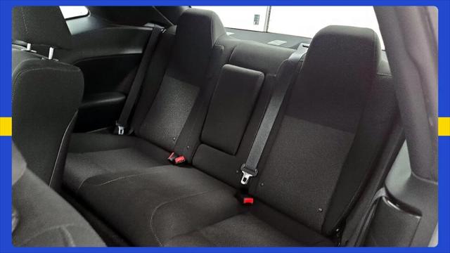 2016 Dodge Challenger R/T Shaker