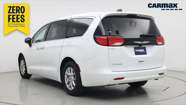 2022 Chrysler Voyager LX