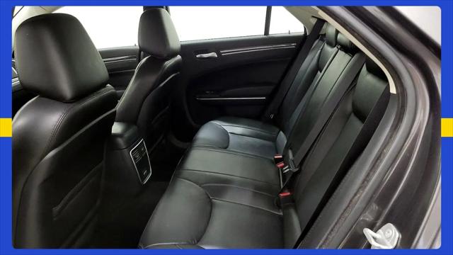 2021 Chrysler 300 Touring L