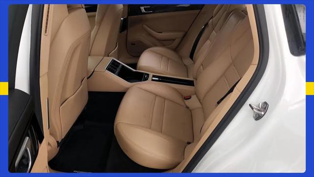 2018 Porsche Panamera Panamera