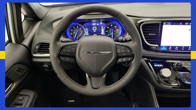 2023 Chrysler Pacifica Limited AWD